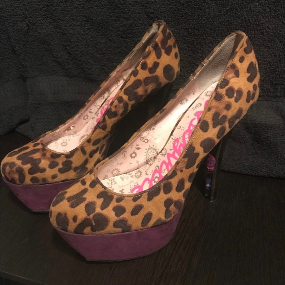 Betseyville (Betsey Johnson) Cheetah print heels with purple bottom